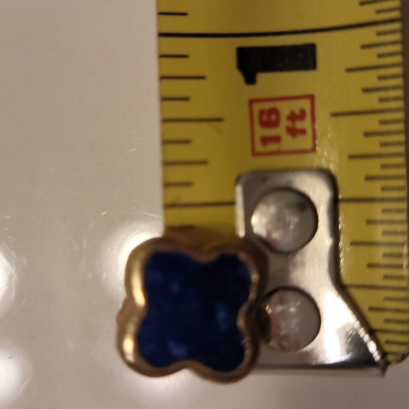 Janna Conner Gold/lapis lazuli clover earrings - Picture 4 of 5